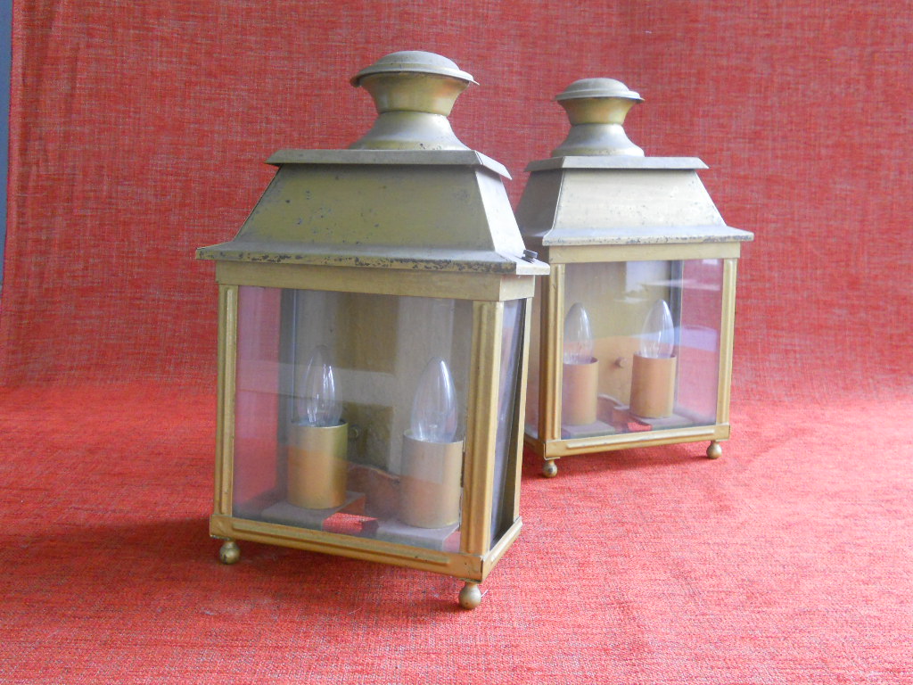 Nice paire of lanterns