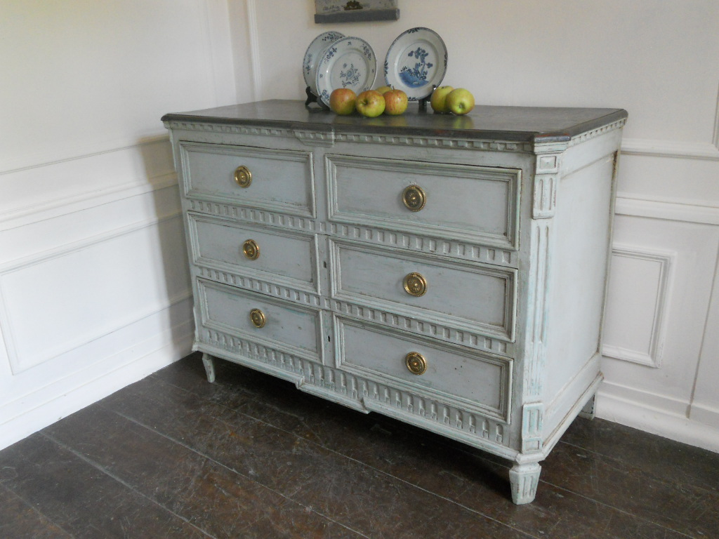 commode France 18th century SOLD