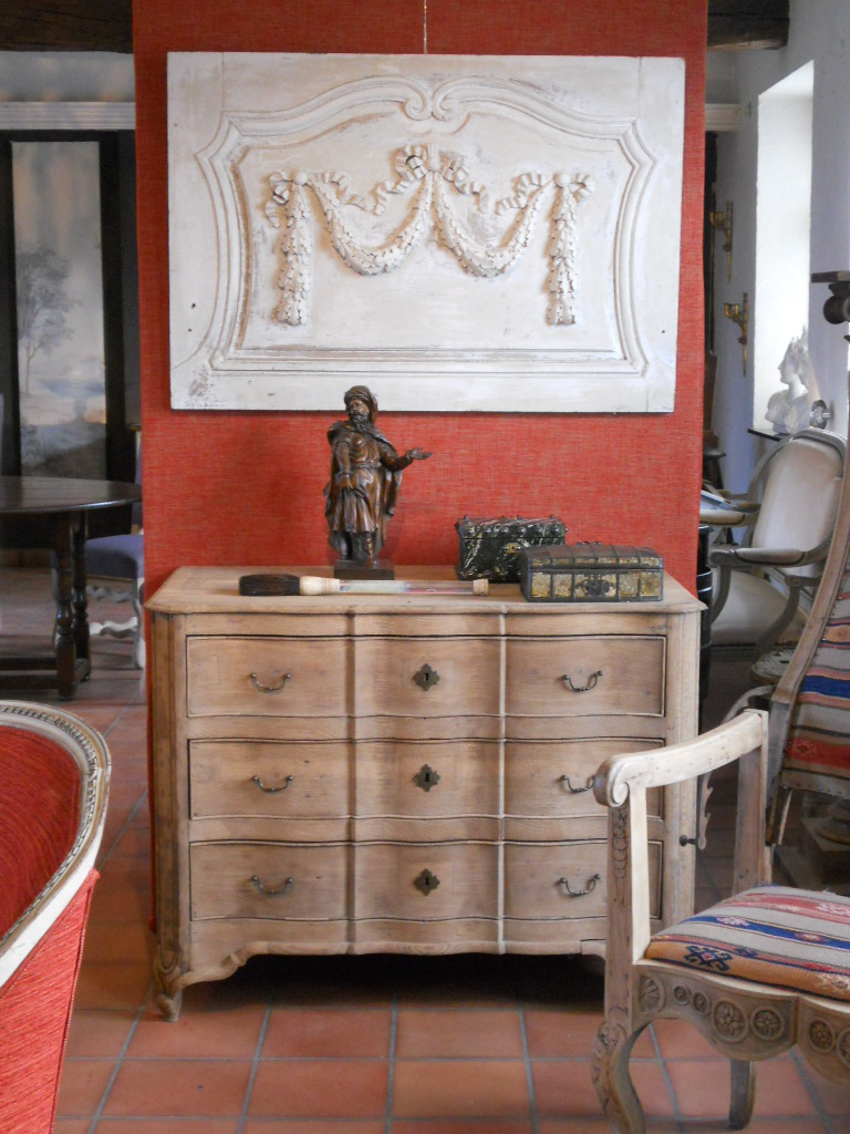 pair of Sopra porta SOLD